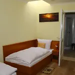 Отель Restauracja Tawerna Gliwice - Duzy Parking Gratis Niewiesze