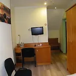 Отель Restauracja Tawerna Gliwice - Duzy Parking Gratis 2*