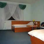Отель Restauracja Tawerna Gliwice - Duzy Parking Gratis