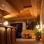 Отель Restauracja Tawerna Gliwice - Duzy Parking Gratis