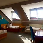 Restauracja Tawerna Gliwice - Duzy Parking Gratis 2*