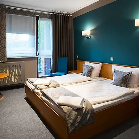 Restauracja Tawerna Gliwice - Duzy Parking Gratis 2*