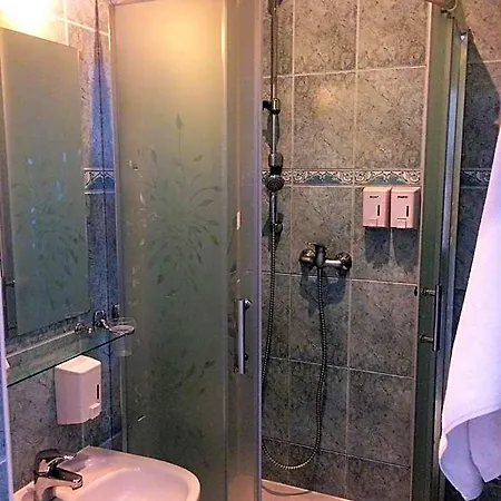 Hotel Restauracja Tawerna Gliwice - Duzy Parking Gratis Niewiesze