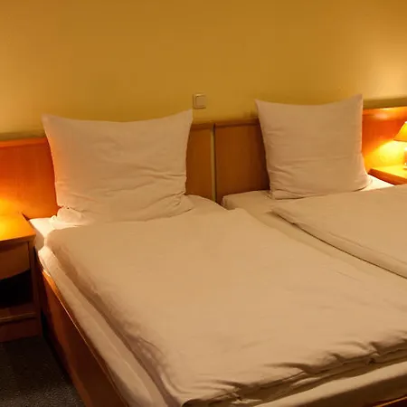 Ξενοδοχείο Restauracja Tawerna Gliwice - Duzy Parking Gratis Niewiesze