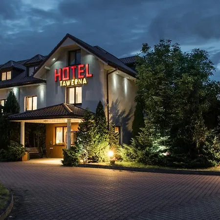 Restauracja Tawerna Gliwice - Duzy Parking Gratis 酒店 Niewiesze