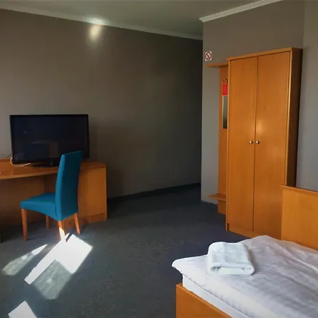 Restauracja Tawerna Gliwice - Duzy Parking Gratis Niewiesze