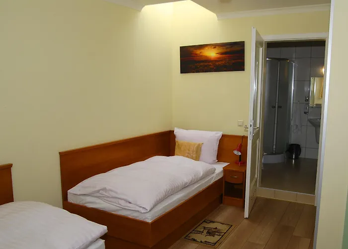 ホテル Restauracja Tawerna Gliwice - Duzy Parking Gratis Niewiesze